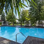 Ξενοδοχείο Parkhotel 4*