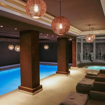 Parkhotel - Suedtirols Noerdlichster Punkt 4*