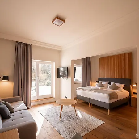 Parkhotel - Suedtirols Noerdlichster Punkt 4*