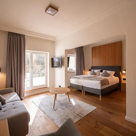 Parkhotel - Suedtirols Noerdlichster Punkt Hotell 4*