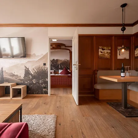 Parkhotel - Suedtirols Noerdlichster Punkt 4*