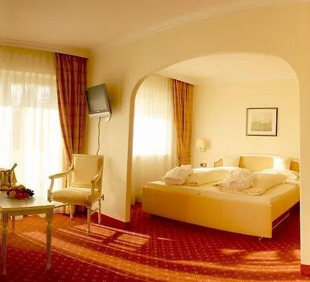 Parkhotel 4*