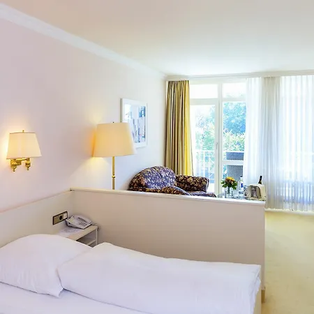 ホテル Parkhotel 4*